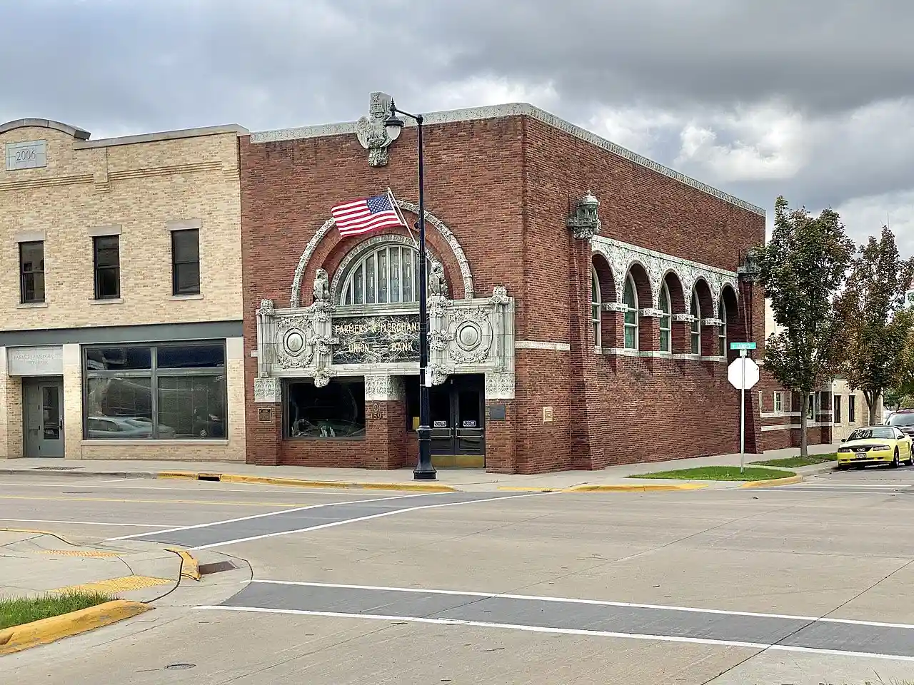 Farmers and Merchants Union Bank
