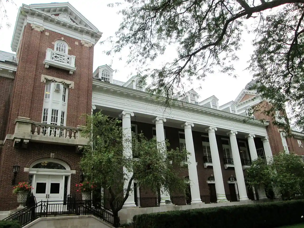 English Building