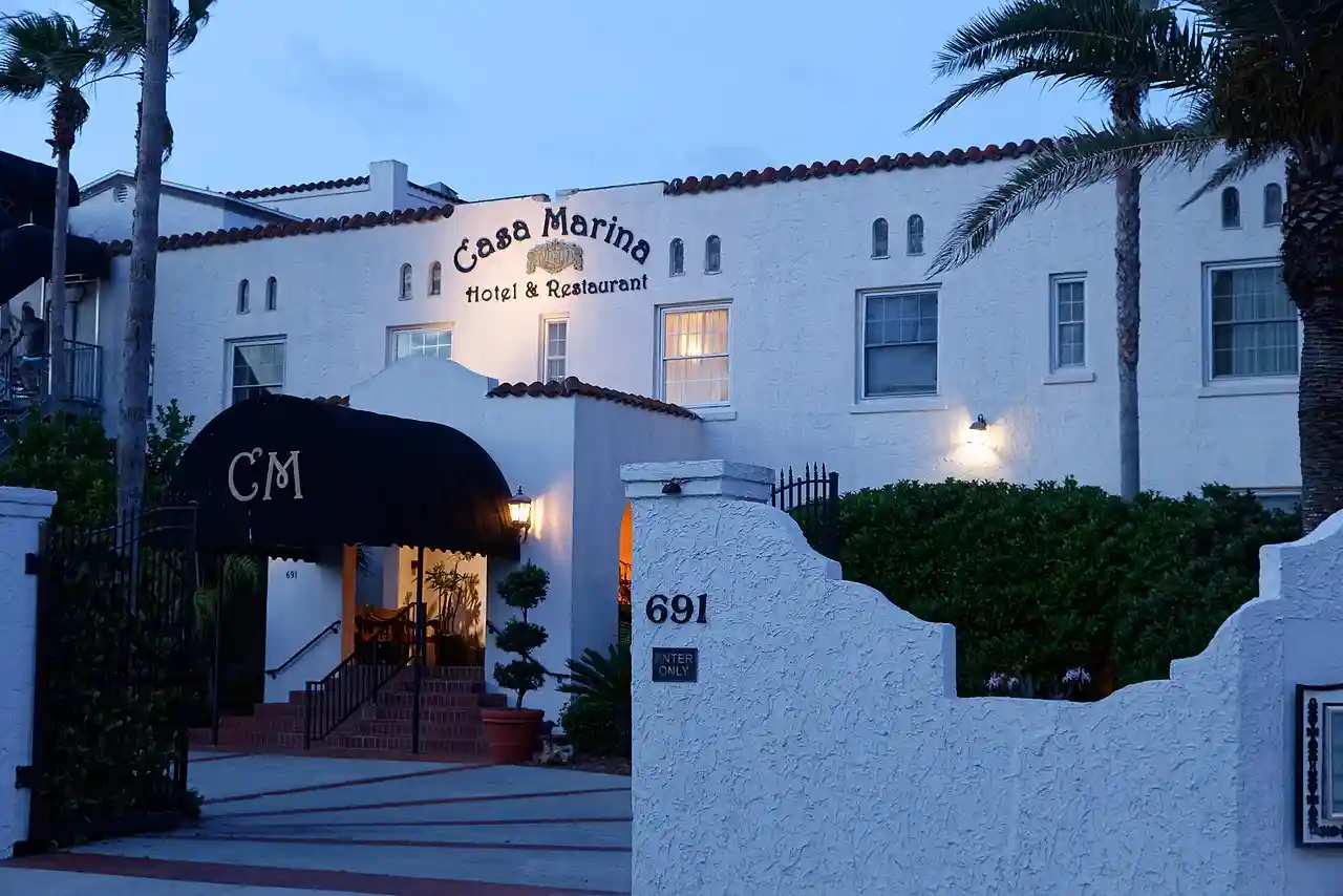 Casa Marina Hotel