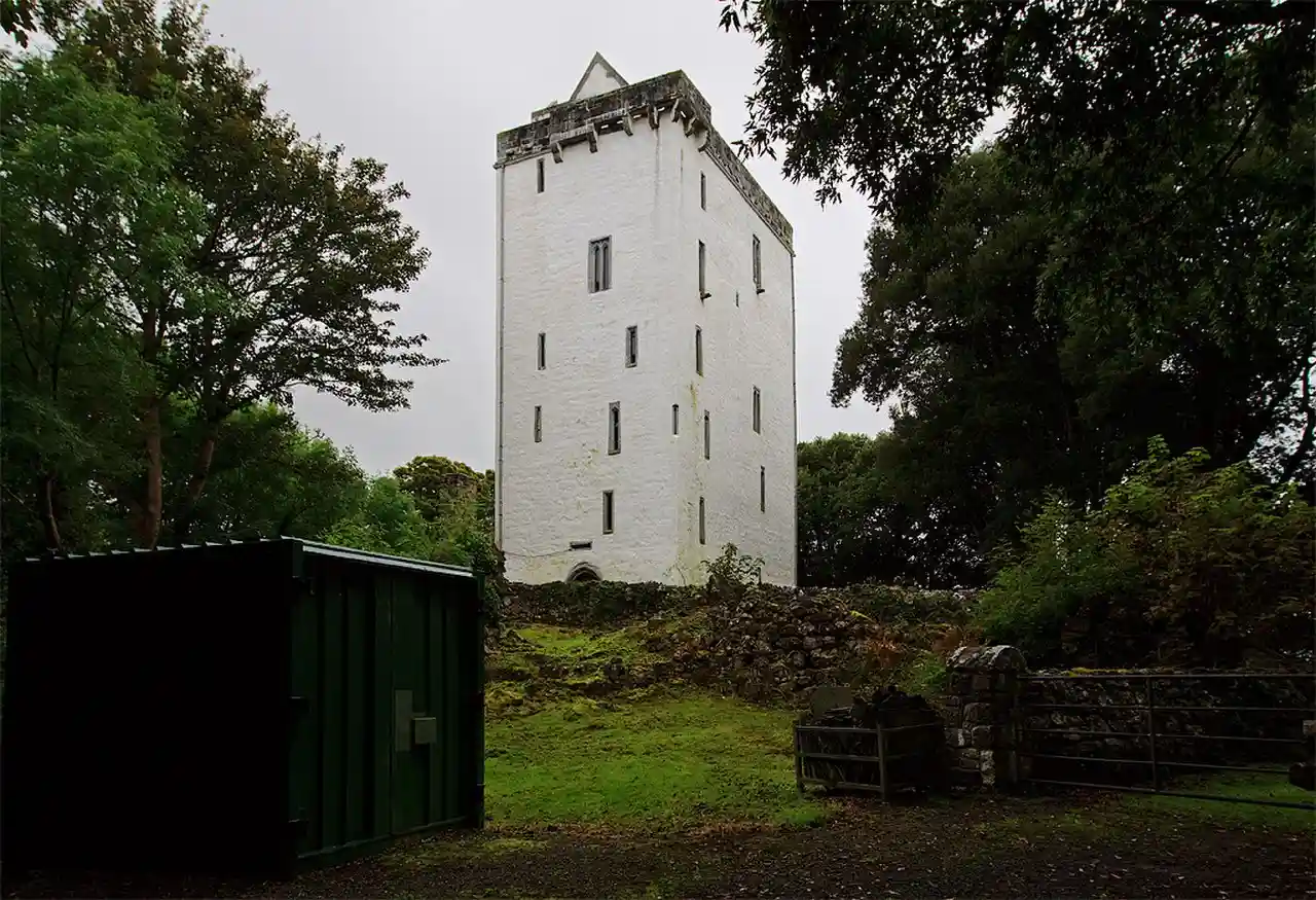 Ardamullivan Castle