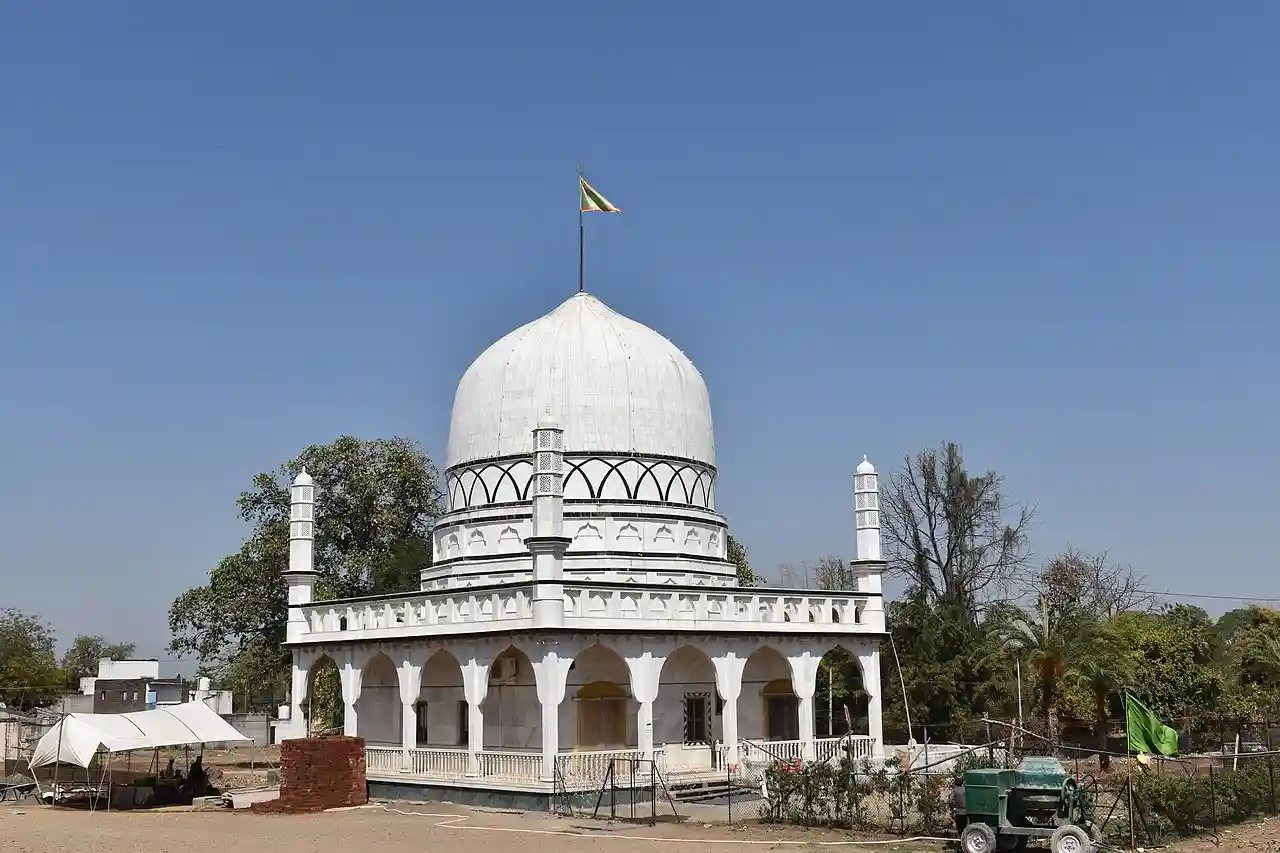 Khirala Sharif Dargah