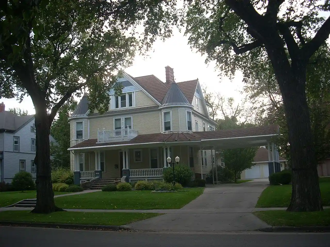 Harriet and Thomas Beare House