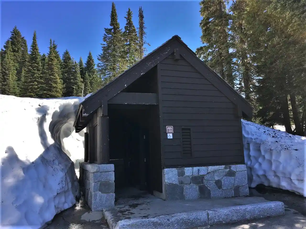 Tipsoo Lake Comfort Station