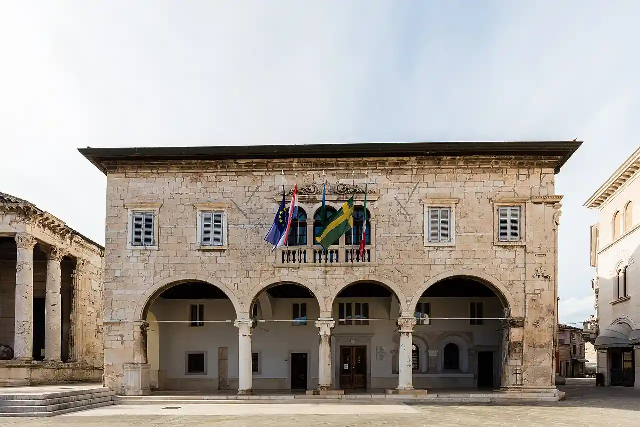Communal Palace