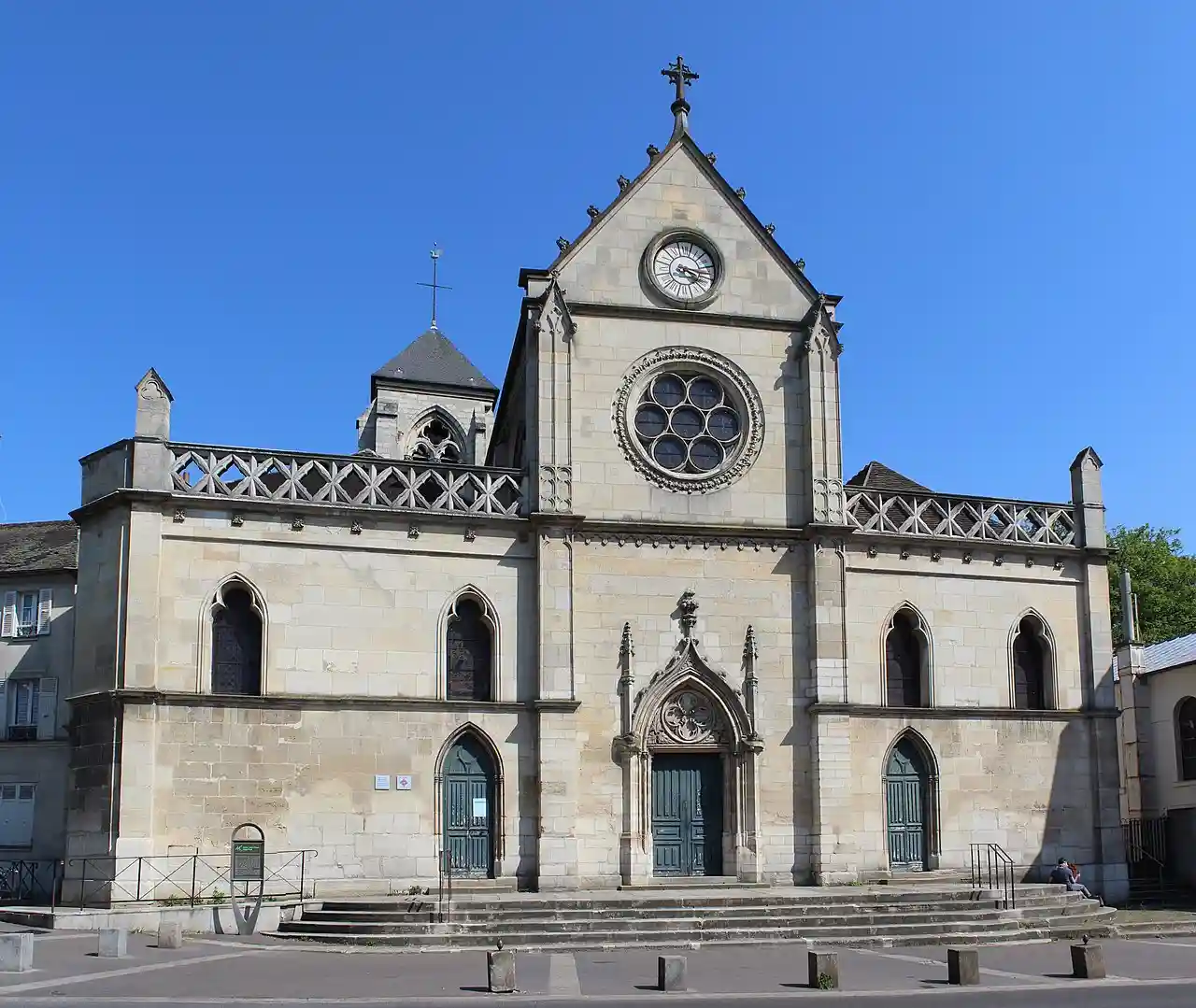 Church of St. Peter and St. Paul, Montreuil