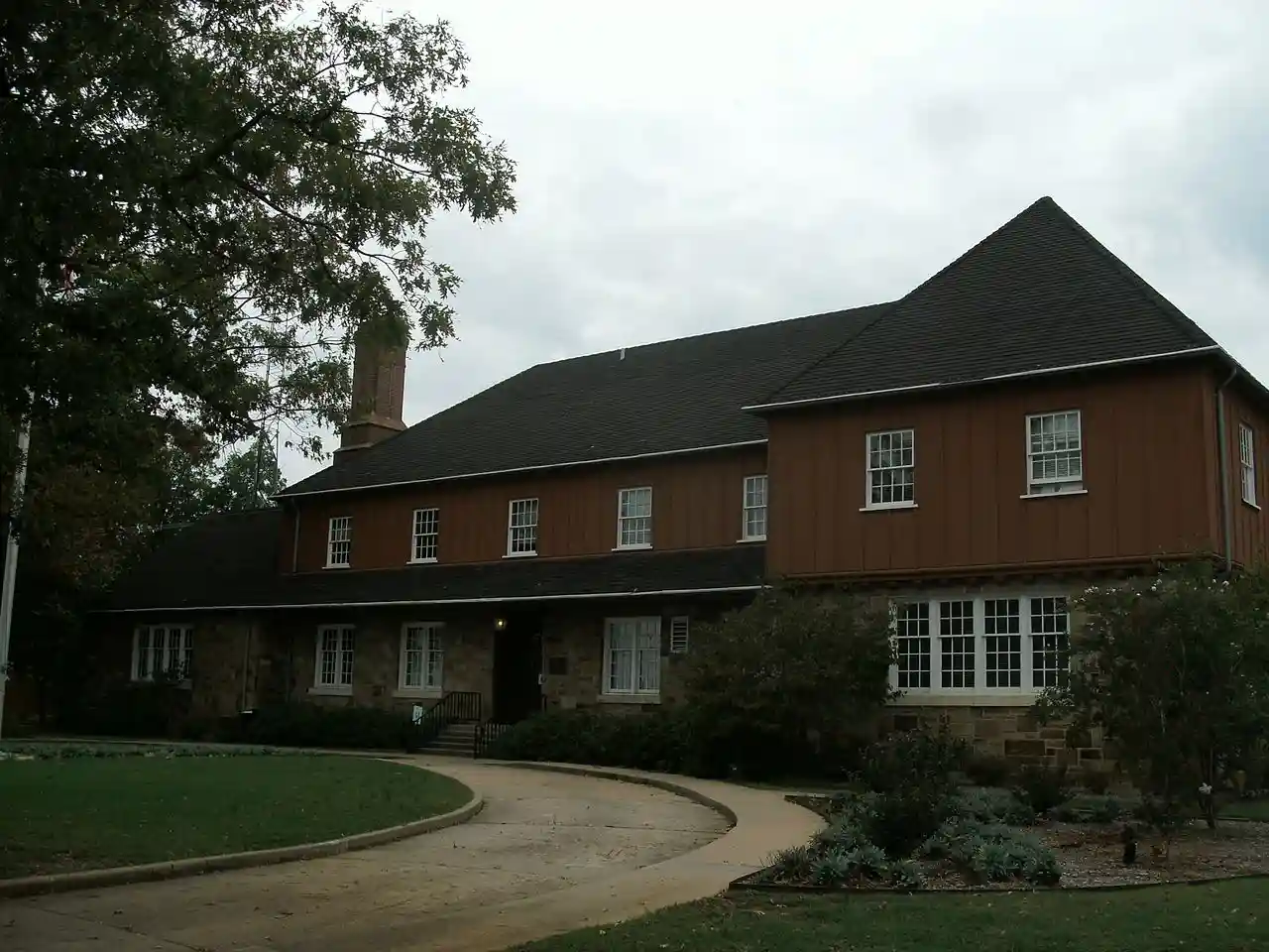 Koen, Henry R., Forest Service Building