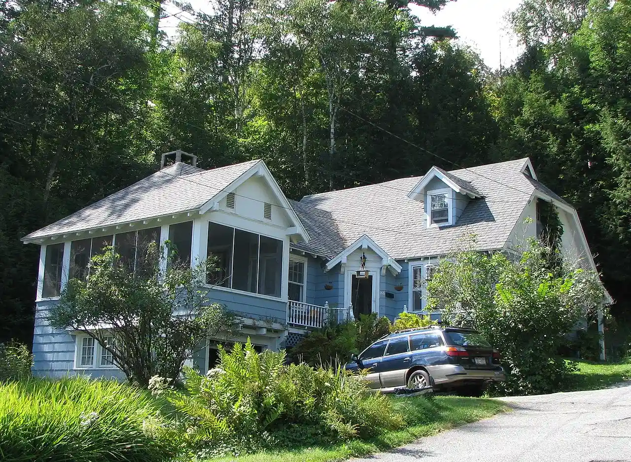Distin Cottage