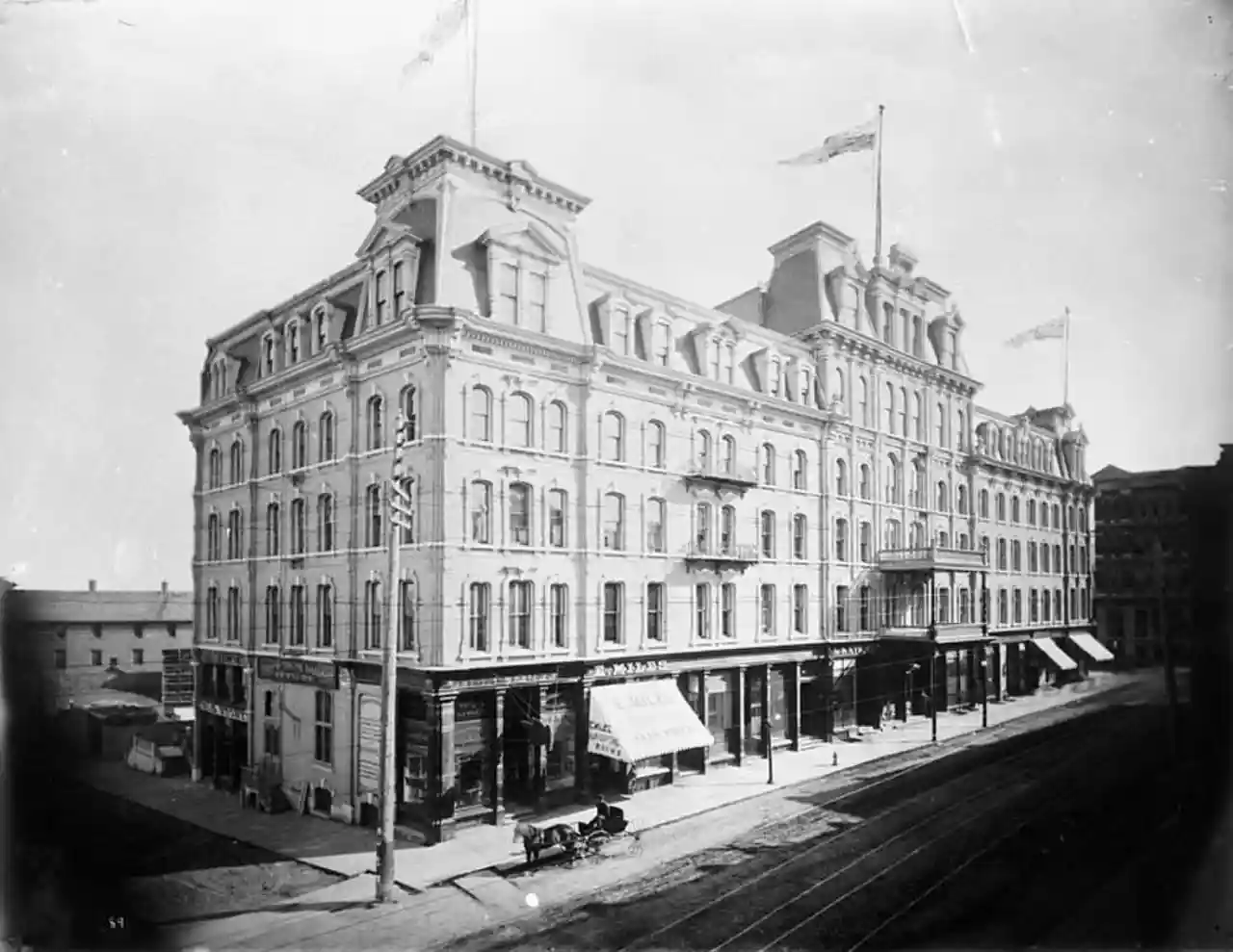 Russell House (Ottawa)