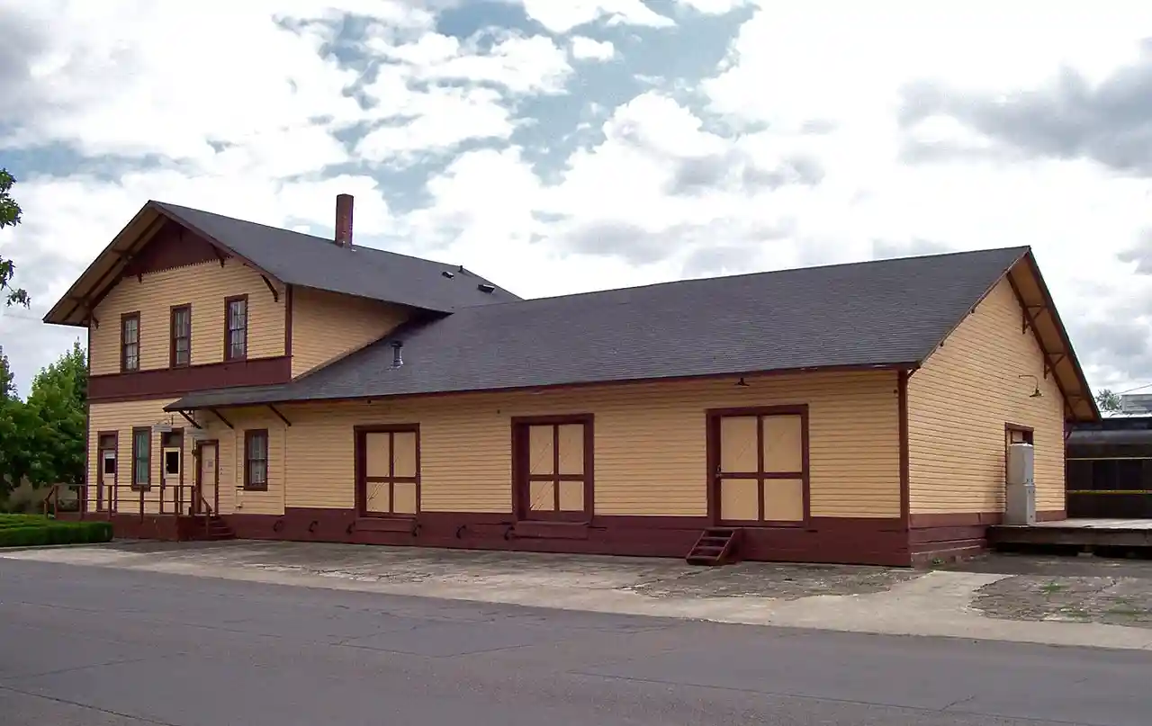 Willamette Valley and Coast Railroad Depot