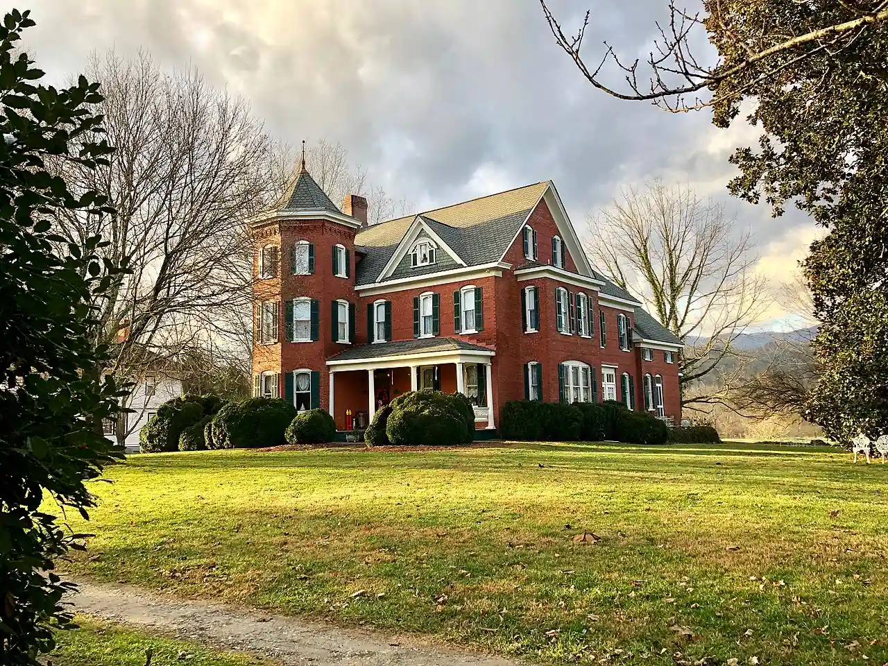 Franklin Pierce Cover House
