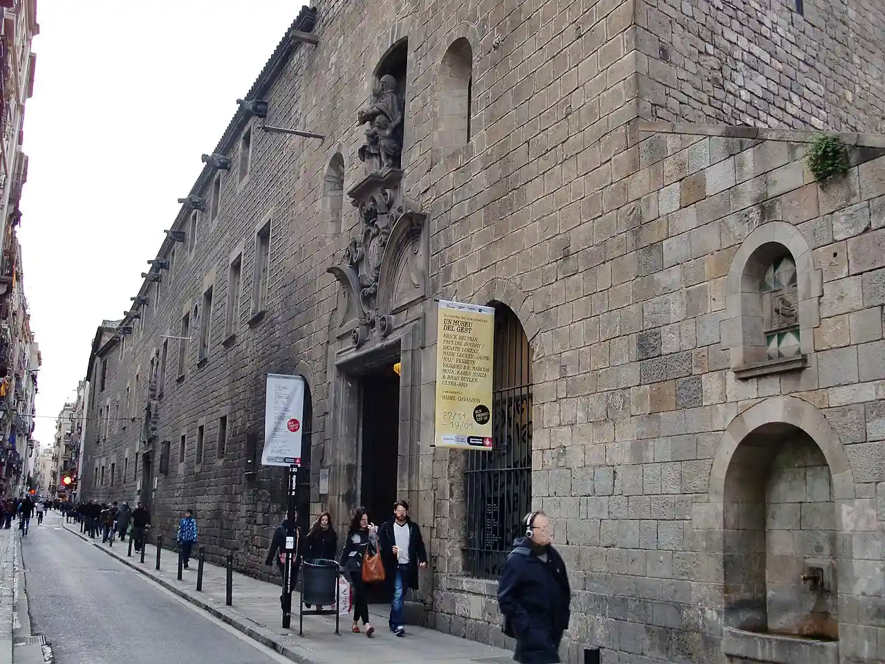 Old Hospital de la Santa Creu, Barcelona