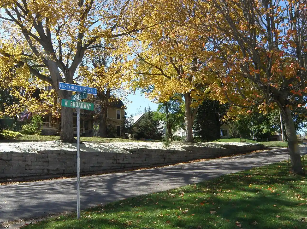 Broadway–Phelps Park Historic District