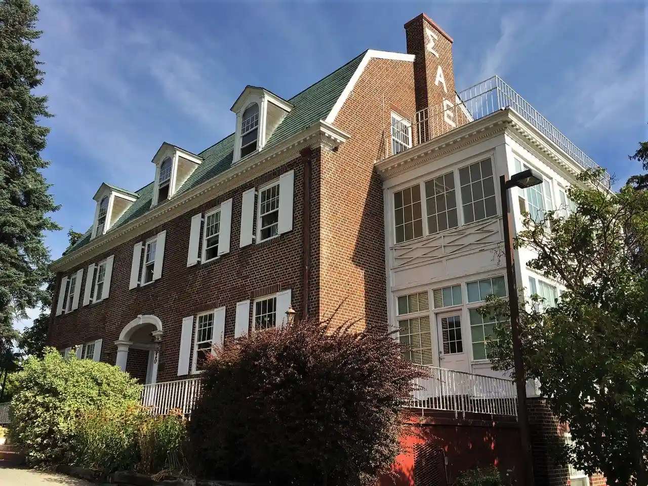 Sigma Alpha Epsilon Fraternity House