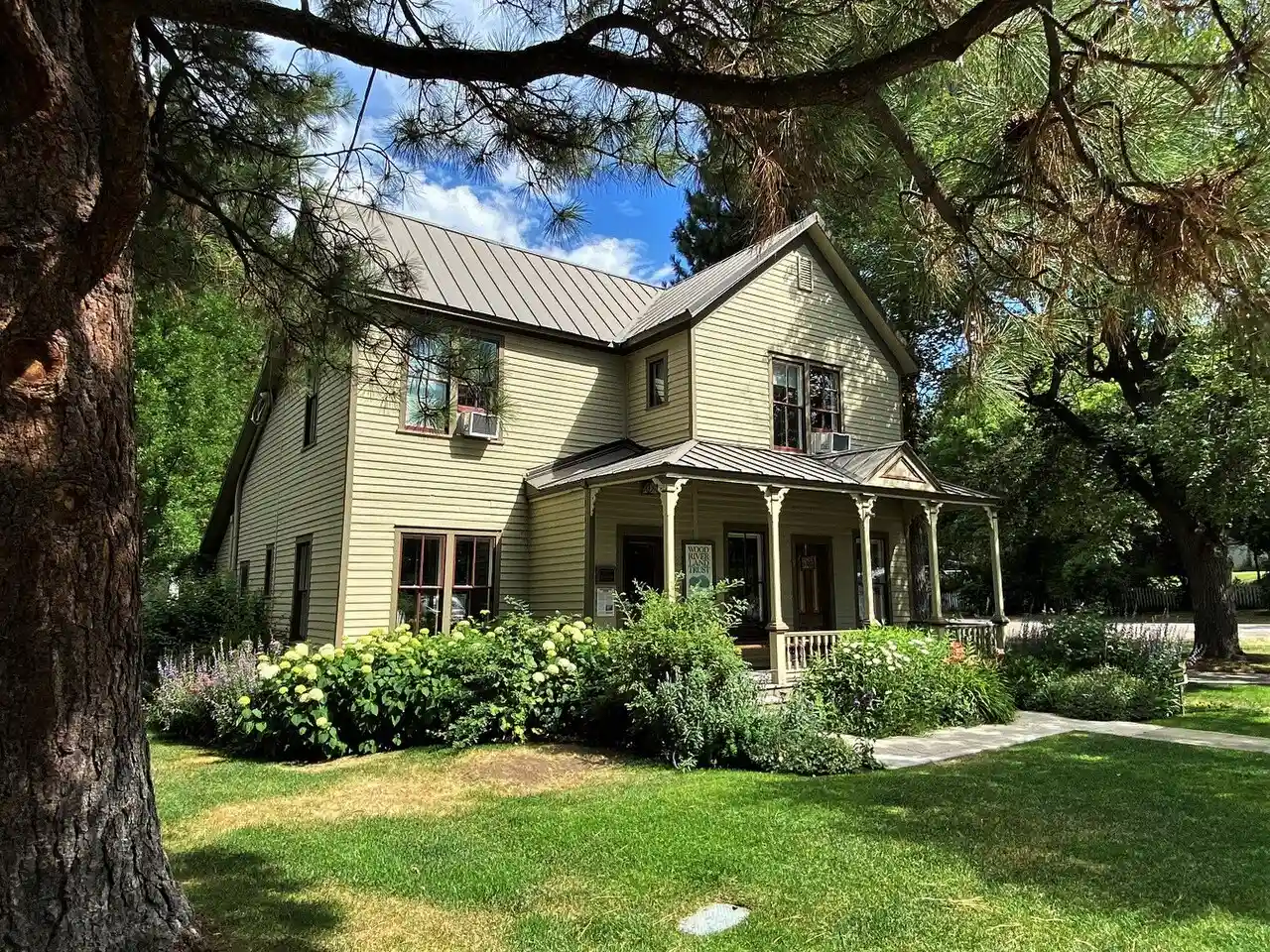 Fox-Worswick House