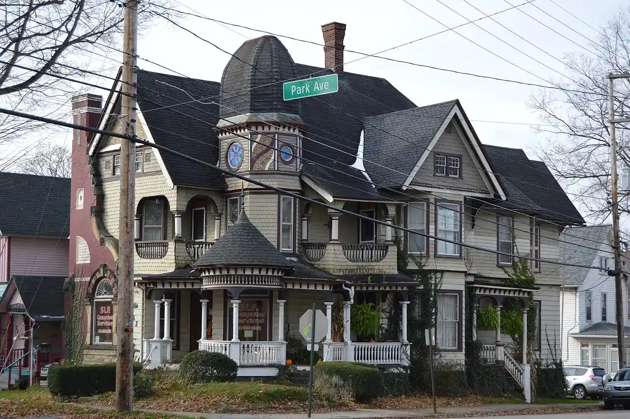 Roueche House