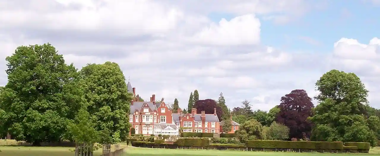 Bagshot Park