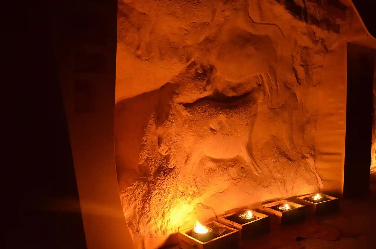 Roc-aux-Sorciers Cave