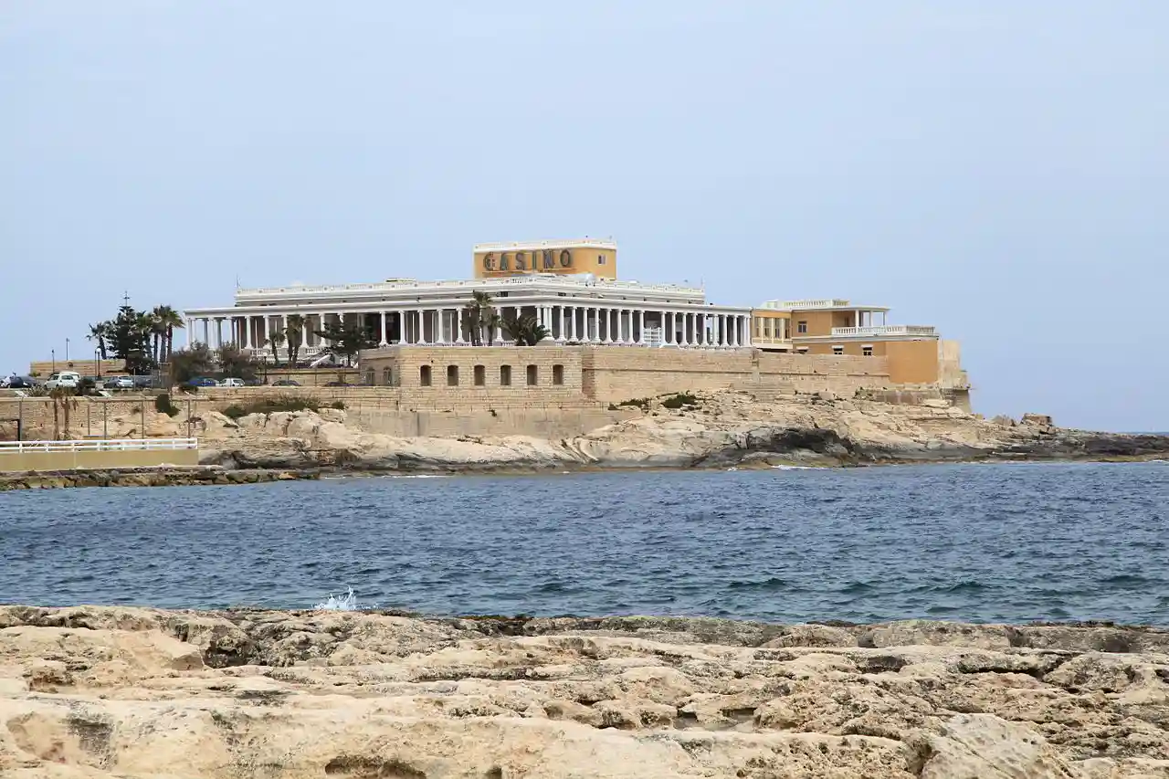 Dragonara Palace