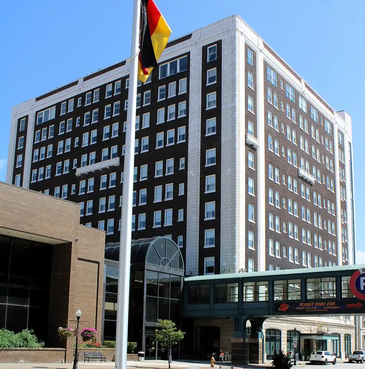 Blackhawk Hotel