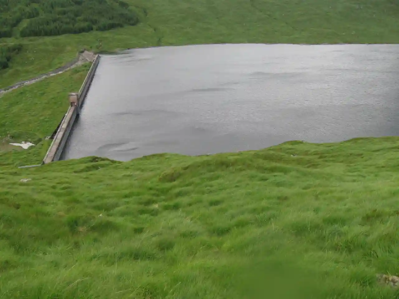 Allt na Lairige Dam