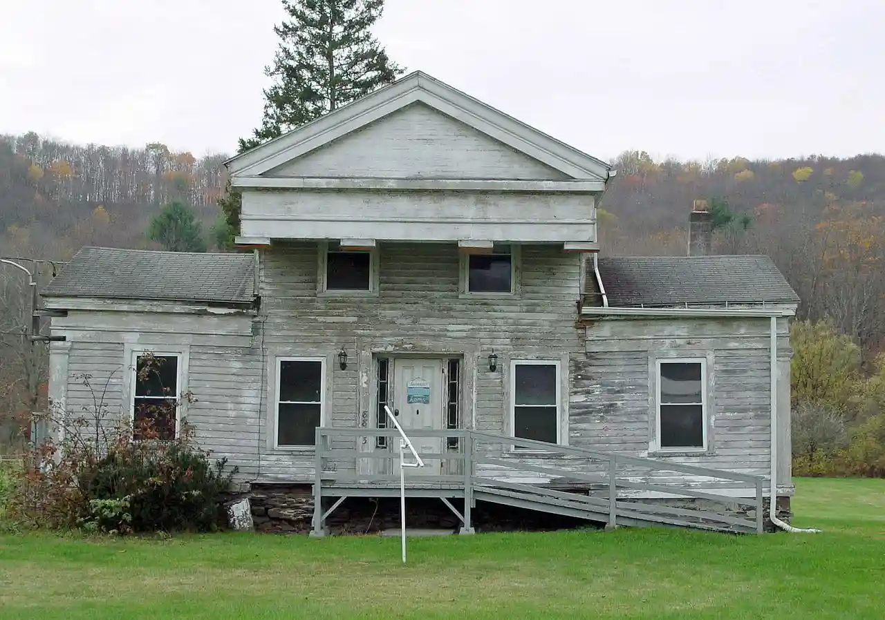 Lyman P. Akins House