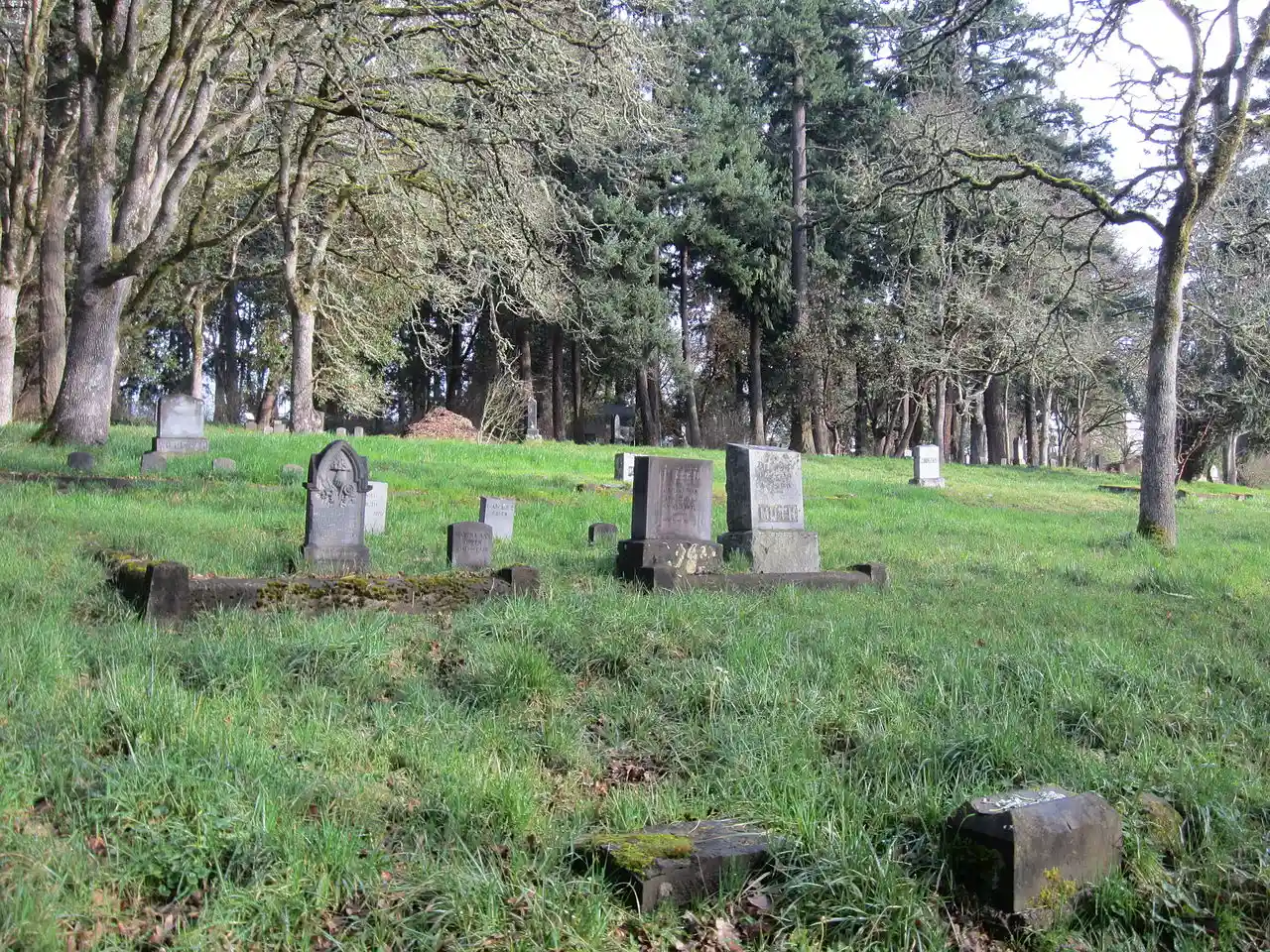 Masonic Cemetery and Hope Abbey Mausoleum