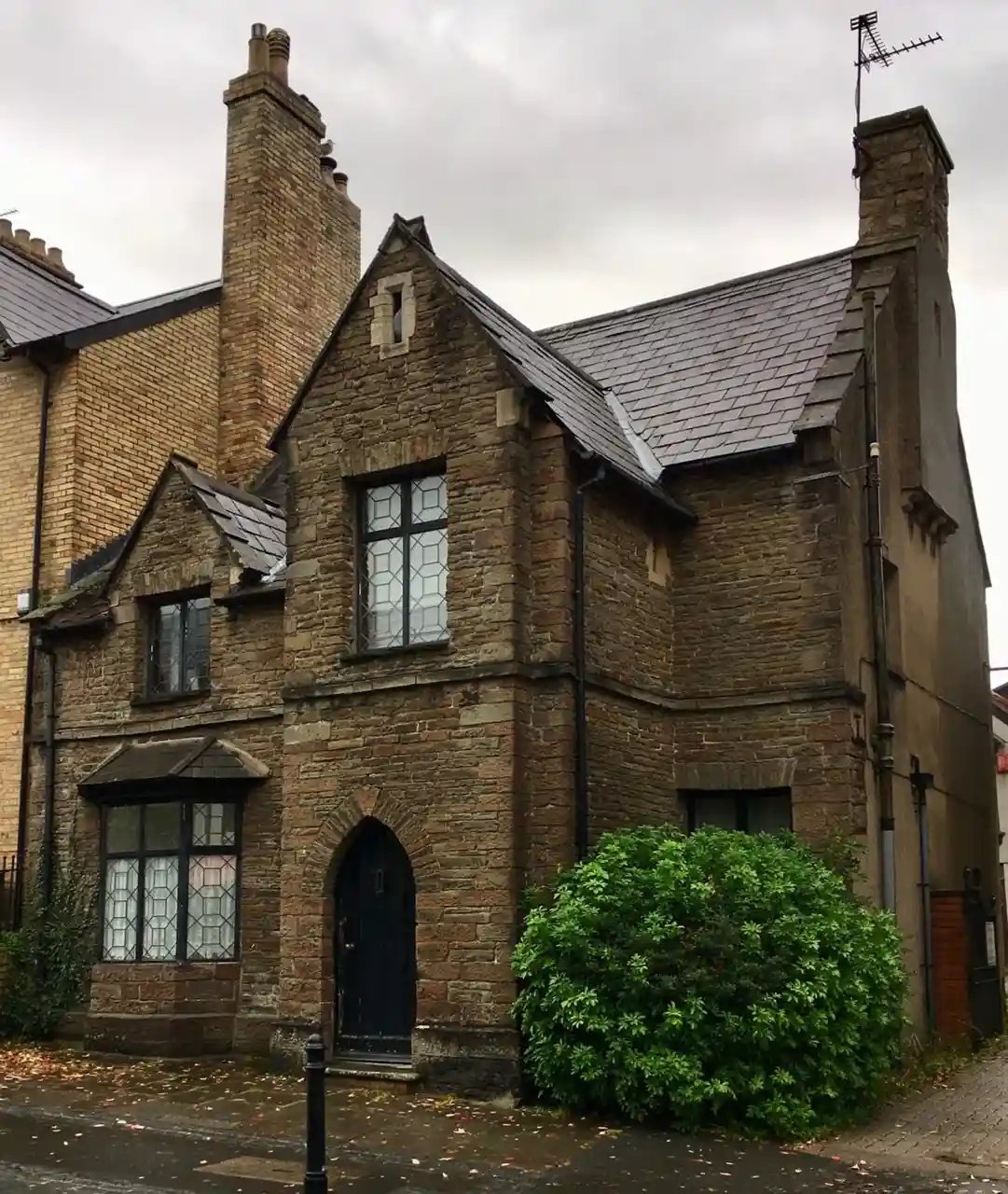19 High Street