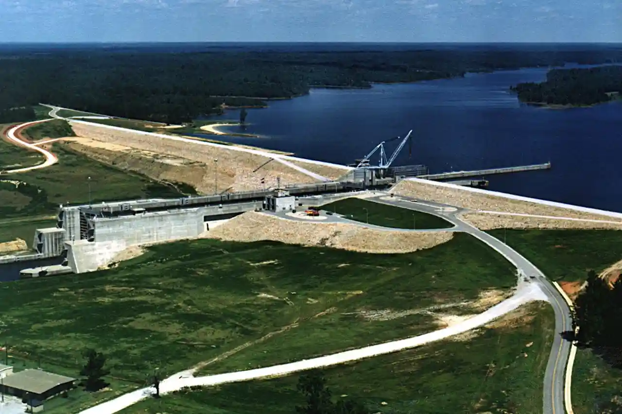 Jamie Whitten Lock and Dam