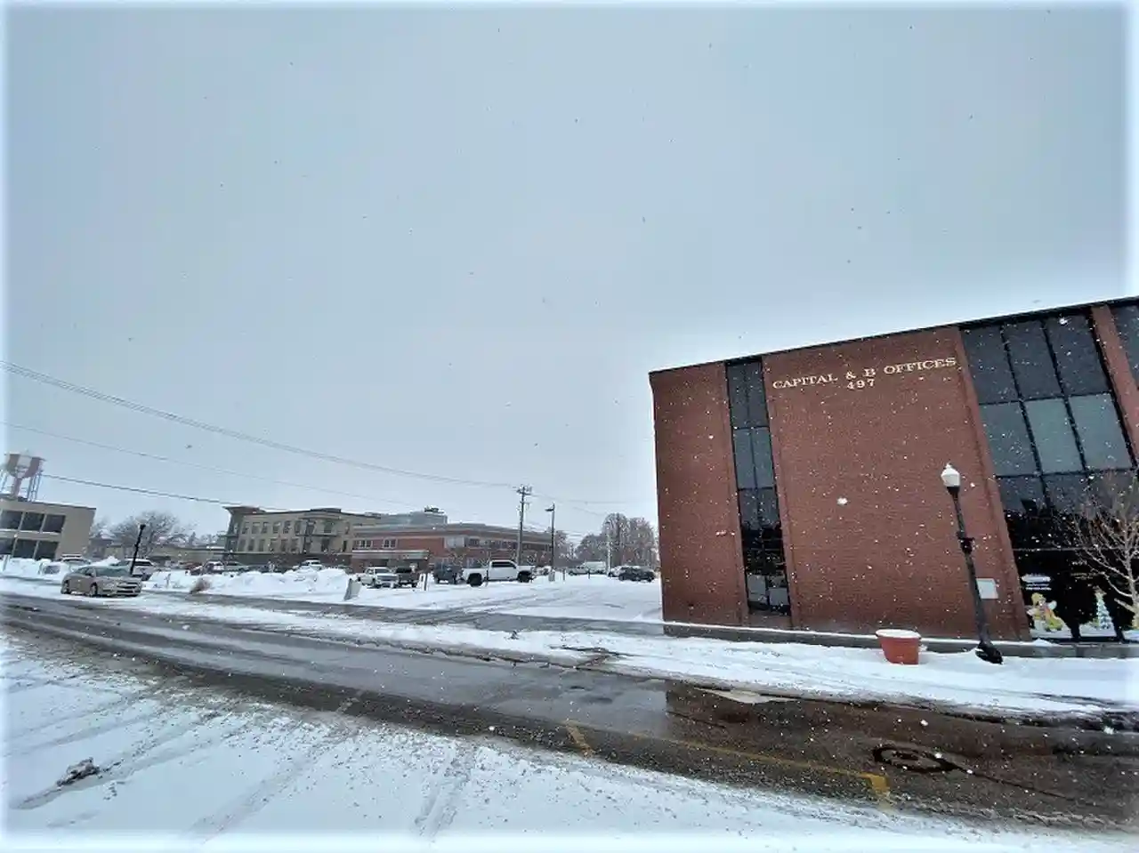 Douglas-Farr Building