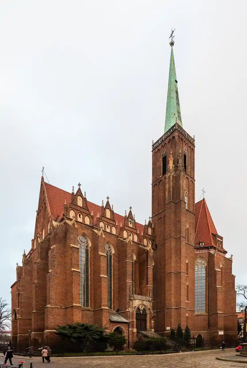 Collegiate Church of the Holy Cross and St Bartholomew