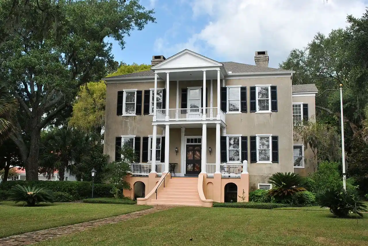 Tabby Manse