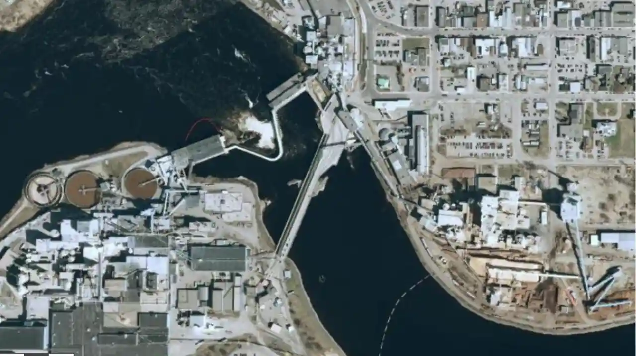 Fort Frances–International Falls International Bridge