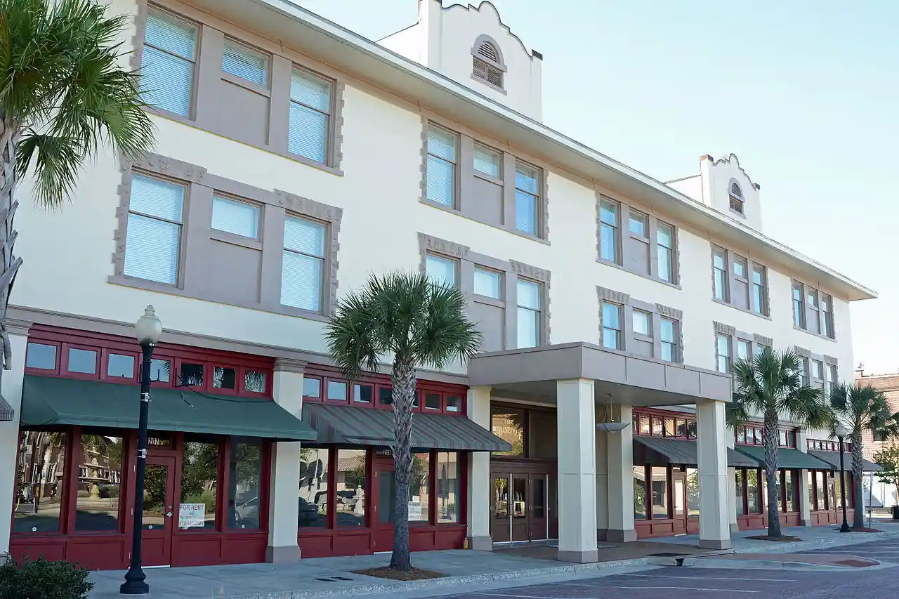 Phoenix Hotel