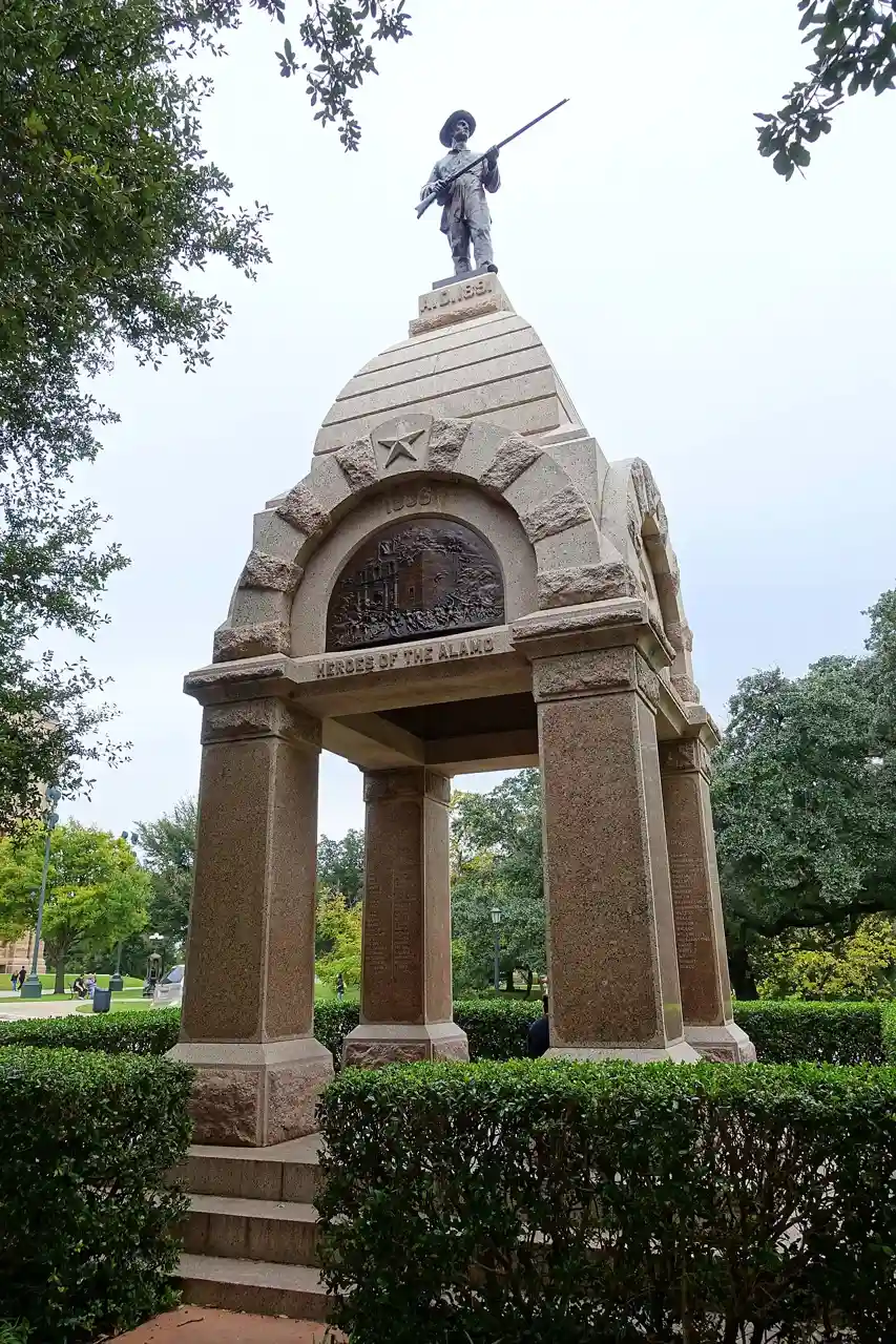 Heroes of the Alamo Monument