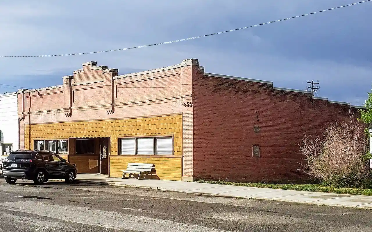 Baker and Lovering Store