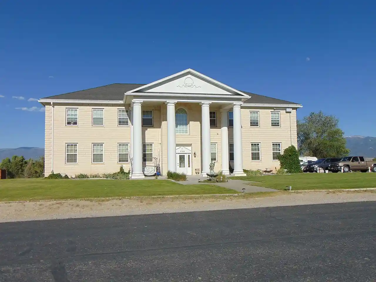 Moroni High School Mechanical Arts Building