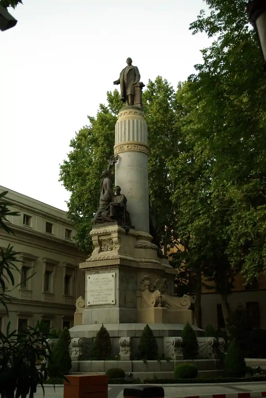 Monument to Cánovas del Castillo