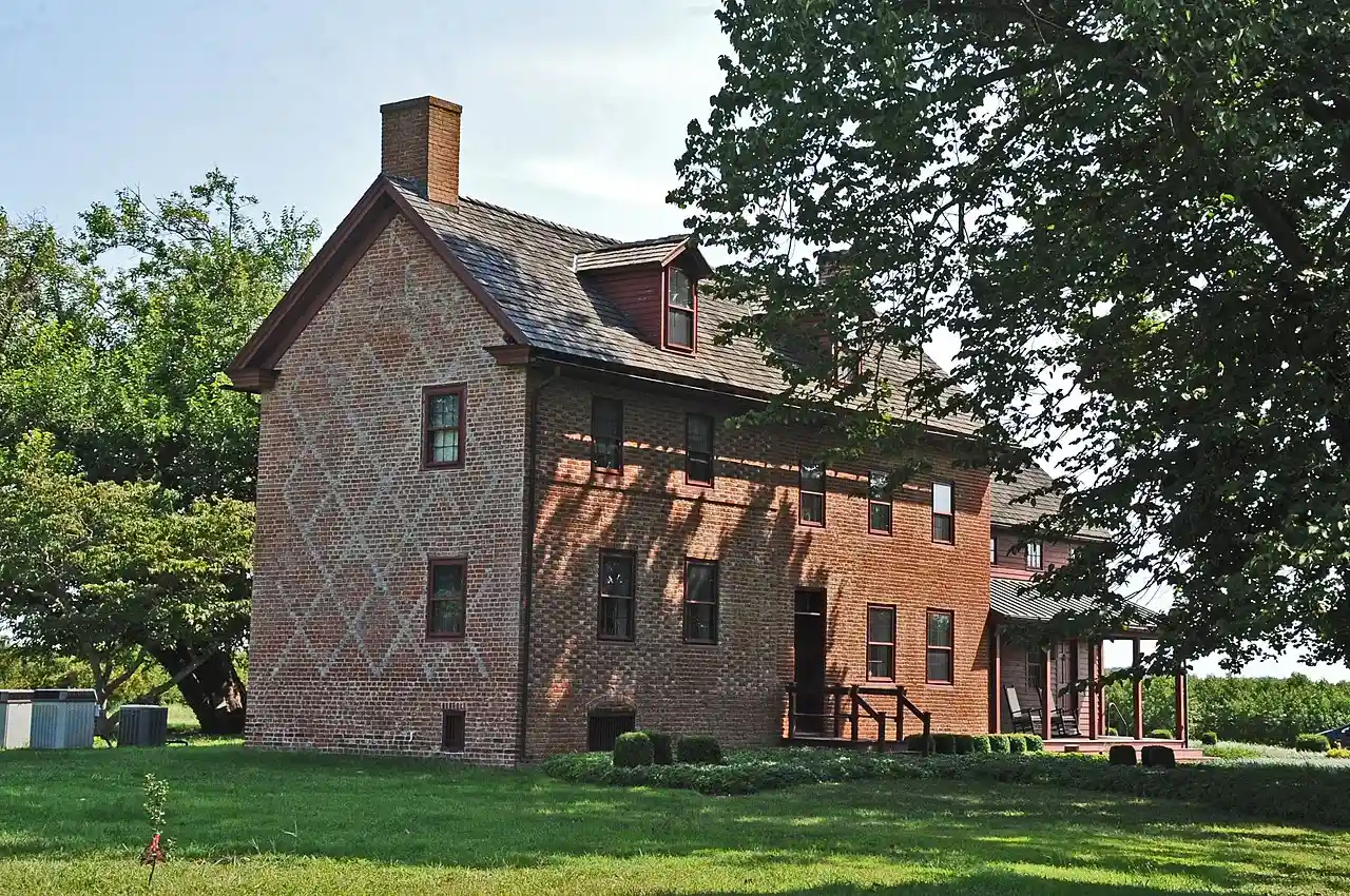 John and Elizabeth Remington House