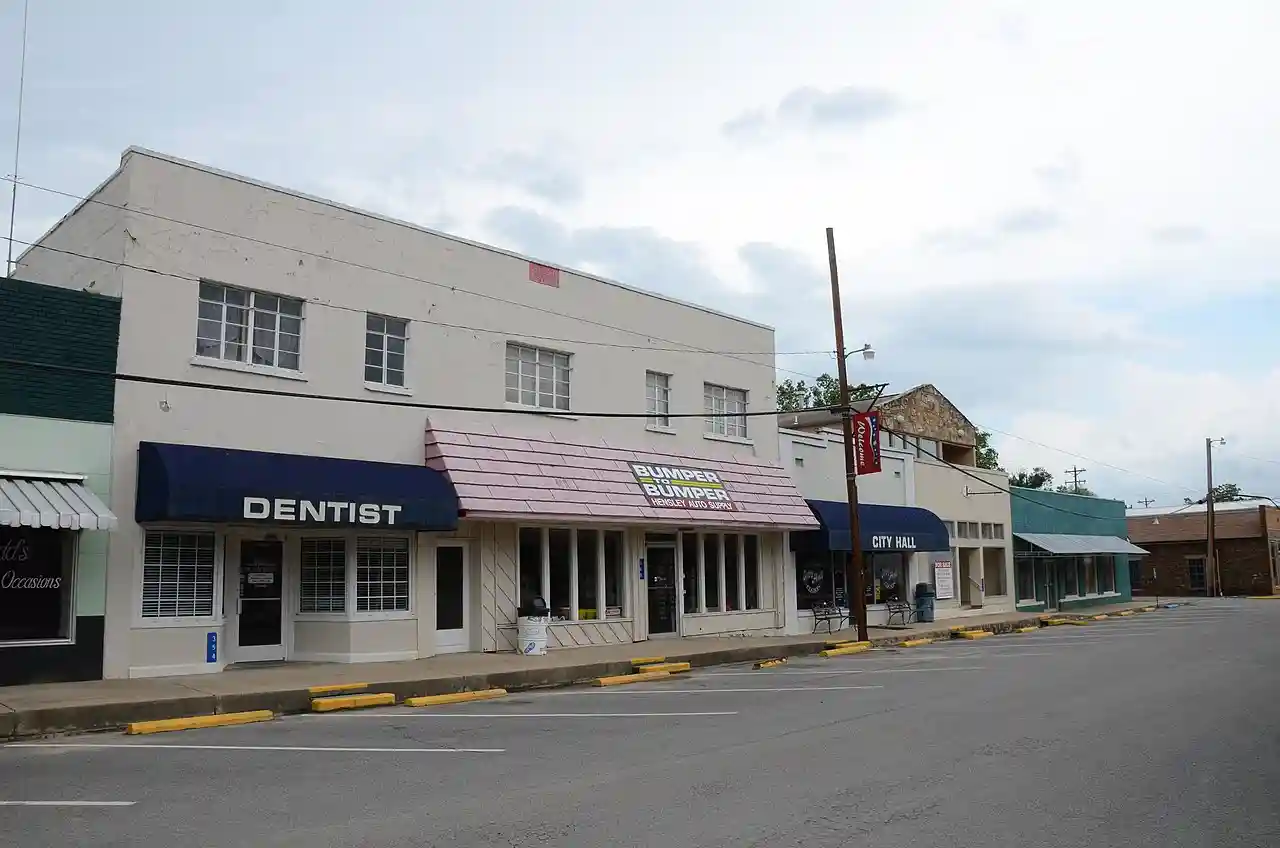 Clinton Commercial Historic District