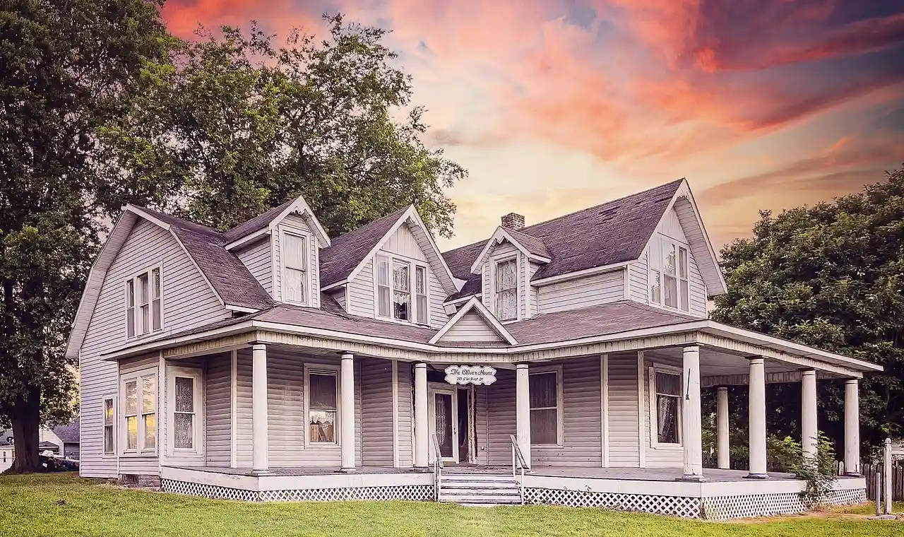 Oliver House