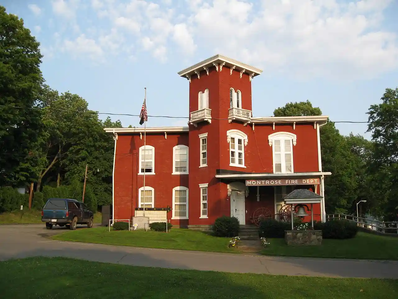 Montrose Historic District