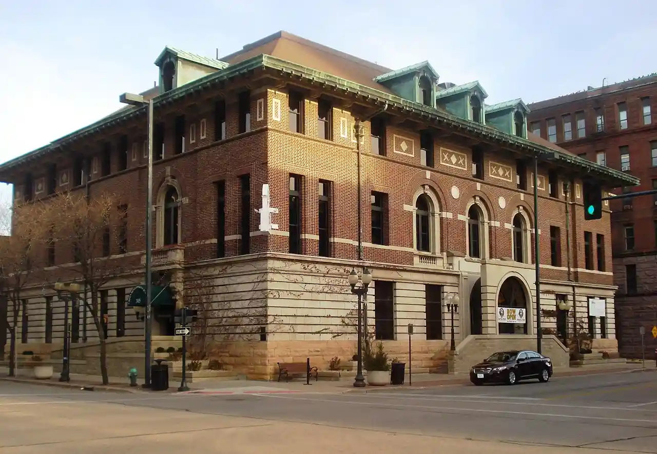Cedar Rapids Post Officeand Public Building