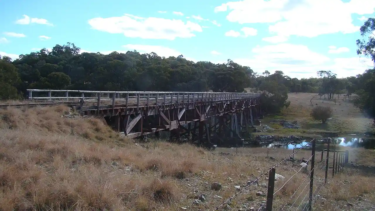 Yarraford rail bridge