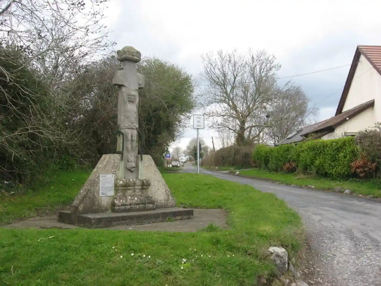 Athcarne Cross