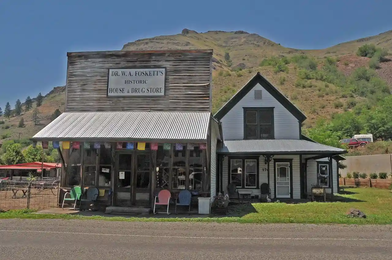 Dr. Wilson Foskett Home and Drugstore
