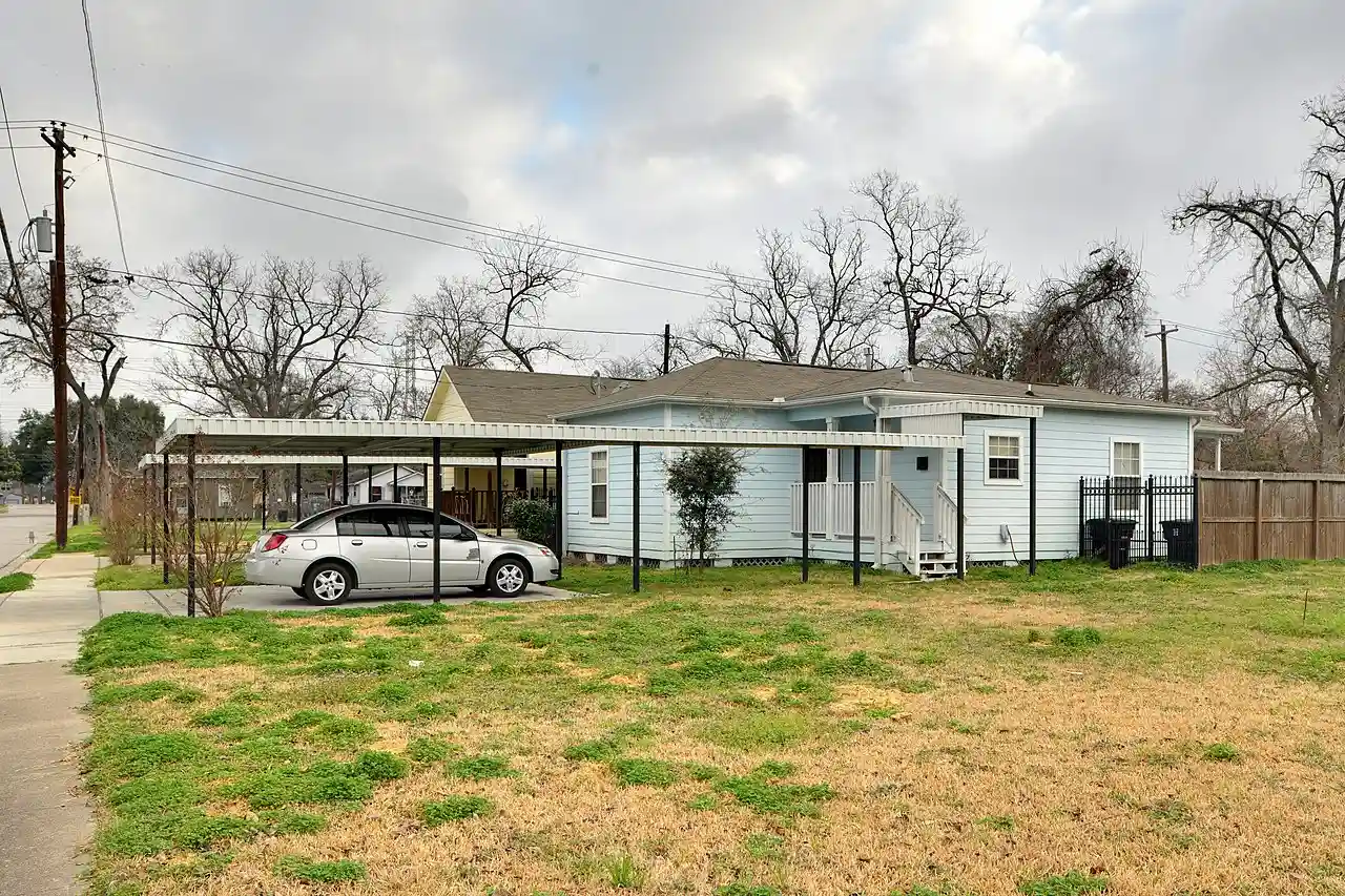 Lewis, Ella, Store and Rental Houses
