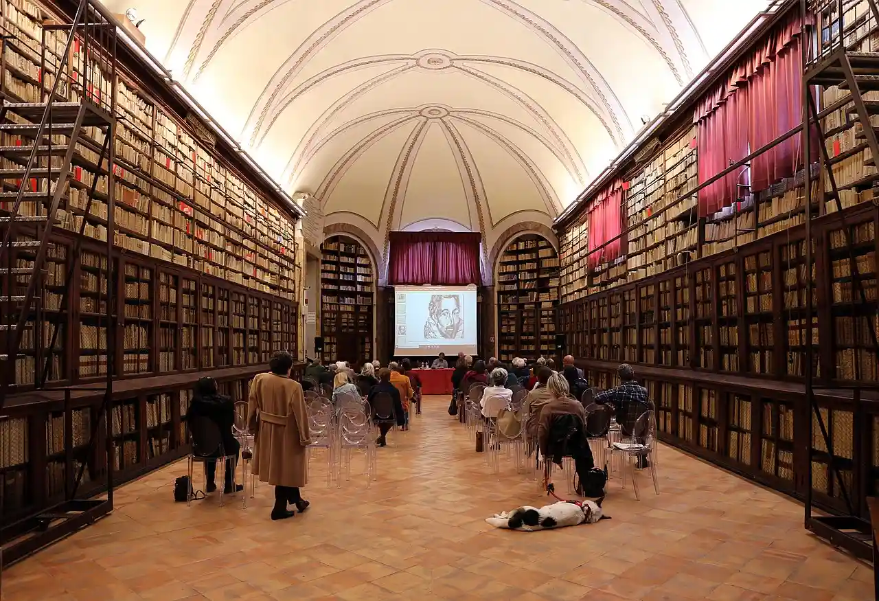 Biblioteca Comunale degli Intronati