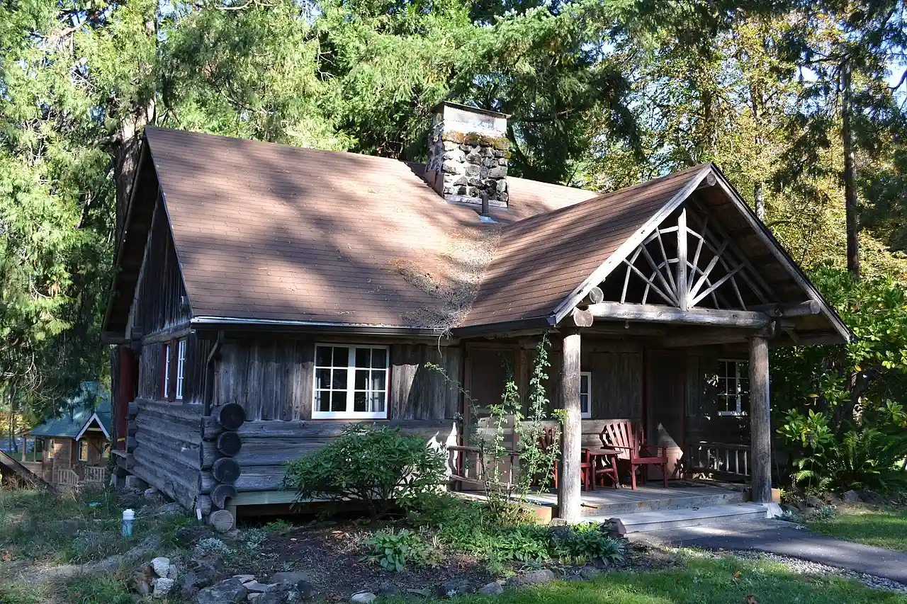 Log Cabin Inn Ensemble