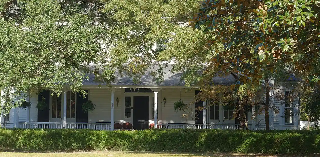 W. E. Cannon House and Store
