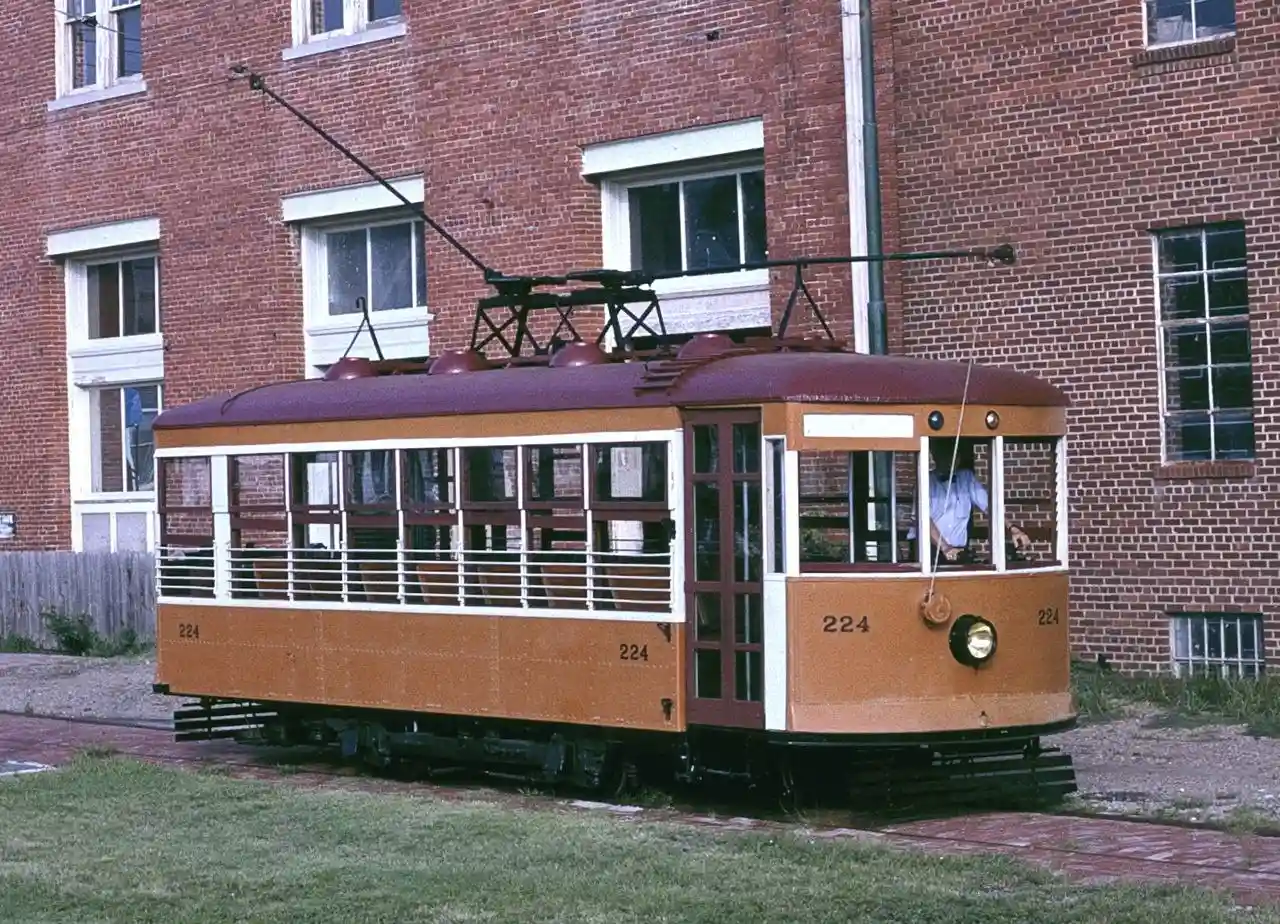 Birney Safety Streetcar No. 224